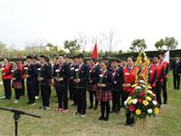 我們的節(jié)日?清明 緬懷先烈 堅定信念 銘記歷史 展望未來——松鶴攜手方泰中學開展德育教育社會實踐活動