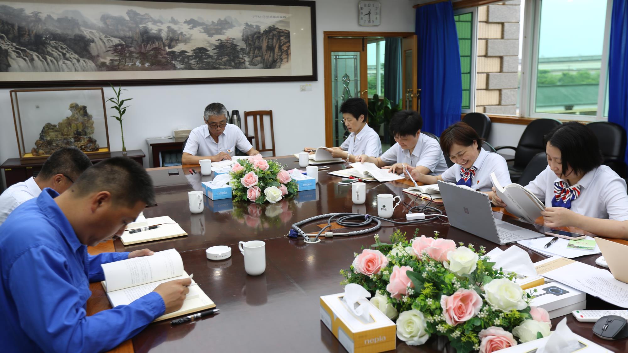 學四史 擔使命 爭朝夕 ---松鶴公司黨支部開展迎“七一”暨重溫入黨誓詞儀式活動