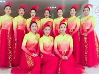 揚青春風采傳民族精神----松鶴參加鎮(zhèn)“慶五一 迎五四”活動