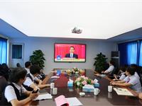 聚焦兩會提振民心 強化服務高效發展---松鶴黨支部組織收看十三屆全國人大三次會議開幕會